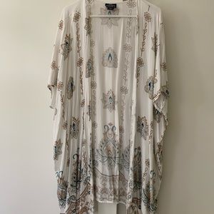 Size medium short sleeve long kimono/cardigan